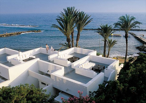   مصر اليوم - قبرص رفاهية المتعة وعبق التاريخ في مكان واحد