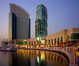   مصر اليوم - غولدن بيراميدز بلازا تبيع 2177 سهم خزينة