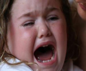   مصر اليوم - هل ترك الأطفال يبكون حتى النّوم فكرة إيجابية ؟