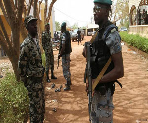   مصر اليوم - الجيش المالي يطلق عيارات تحذيرية ضد جماعات إسلامية مسلحة