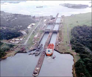   مصر اليوم - 47 سفينة تعبر قناة السويس الخميس