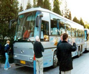   مصر اليوم - إصابة 4 سائحين في احتجاجات لأهالي قرية في أسوان