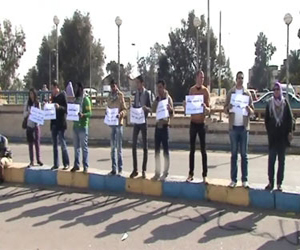   مصر اليوم - تأجيل محاكمة شيخ ضرير ونجله أمام العسكرية وسط احتجاج نشطاء