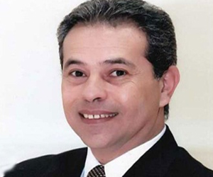   مصر اليوم - الجنايات تستأنف محاكمة عكاشة في تهمة إهدار دم الرئيس