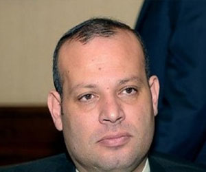   مصر اليوم - رئيس التنمية الصناعية يقوم بأول زيارة للمنطقة الصناعية بأبو زنيمة