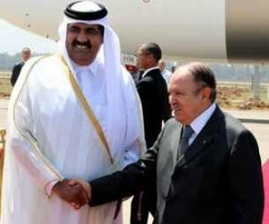 مصر اليوم - أمير قطر بدأ زيارة رسمية إلى الجزائر