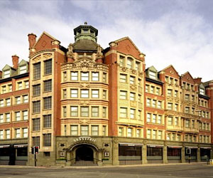   مصر اليوم - قصر مال مانشستر وروح جديدة  لصفاء الذهن وتجدد الشباب