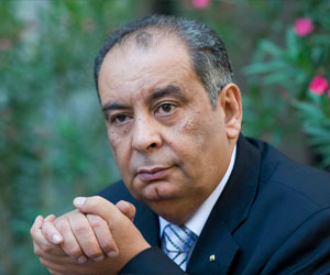   مصر اليوم - يوسف زيدان يشارك في حفل توقيع أعماله في الكويت