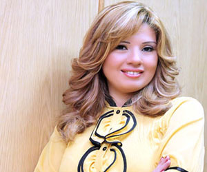 مصر اليوم - رانيا فريد شوقي لـمصر اليوم: لو ظل والدي حيًا لكان مكانه في التحرير