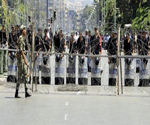   مصر اليوم - قوات الحرس الجمهوري والأمن المركزي تنتشر في محيطالاتحادية