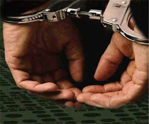   مصر اليوم - الشرطة الدينية تلقي القبض على مصري خرج مع سعودية