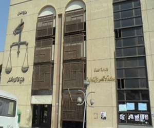 مصر اليوم - قضاة الأقصر يواصلون إضرابهم لليوم السابع