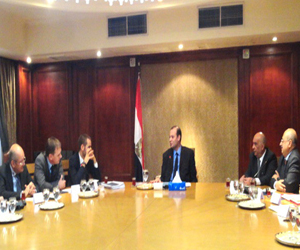   مصر اليوم - تطبيق نظام الشباك الواحد للقضاء على تعقيد وفساد الإجراءات