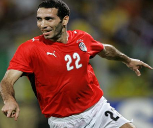 مصر اليوم - الأهلي يغرم أبو تريكة لزياراته ضحايا أسيوط منفردًا