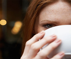 مصر اليوم - تناول الشاي يقلل الإصابة بسرطان المبيض