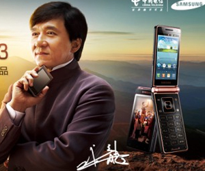   مصر اليوم - سامسونغ تطرح هاتفًا بشاشتين وبسعر 3000 دولار