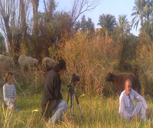 مصر اليوم - المخرجة منى عراقي تنتج فيلمًا تسجيليًا عن العنف في المدارس