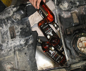   مصر اليوم - الجمارك السعودية تحبط تهريب أكثر من 11 ألف زجاجة خمر