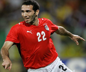 مصر اليوم - أبوتريكة يقترب من جائزة أفضل لاعب في أفريقيا