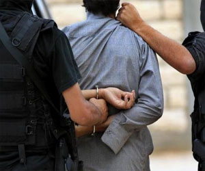   مصر اليوم - توقيف محتالين بتهمة بيع منصب نائب حاكم منطقة روسية