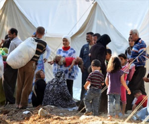   مصر اليوم - الإغاثة الإنسانية تنتهي من تقديم مساعدات للنازحين السوريين