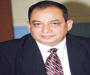 مصر اليوم - المنسي قنديل يناقش رواية أنا عشقت في مكتبة الأسكندرية