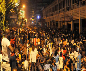 مصر اليوم - مقتل العشرات في احتفالات رأس السنة الجديدة في أبيدجان