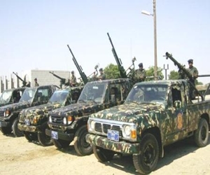   مصر اليوم - مقتل جنديين يمنيين في معسكر انتفض ضد قائده