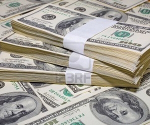   مصر اليوم - الدولار يبدأ الأسبوع بزيادة 4 قروش وتوقعات باستمرار الارتفاع