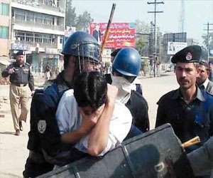   مصر اليوم - قتيل وجرحى في يوم عشق الرسول في باكستان