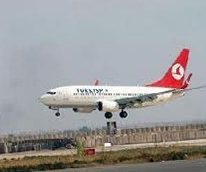 مصر اليوم - إنذار خاطيء بوجود قنبلة على متن طائرة تركية