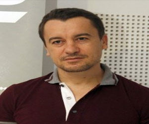 مصر اليوم - مدير قناة تلفزيونية تونسية خاصة يبدأ إضرابا عن الطعام في سجنه