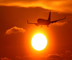 مصر اليوم - مضيفو شركة طيران صينية يتوقفون عن الابتسام احتجاجًا