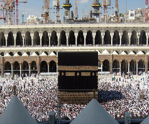 مصر اليوم - العاهل السعودي يأمر بعدم هدم أروقة صحن الطواف