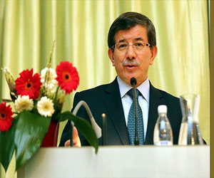   مصر اليوم - أوغلو: لن نتوسل للانضمام إلى الاتحاد الأوروبي