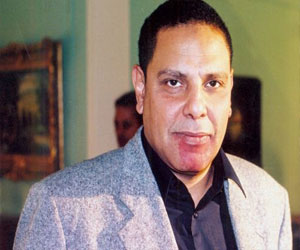   مصر اليوم - الأسواني: مصر بلا رئيس شرعي ومرسي يده ملطخة بالدم