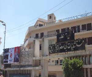   مصر اليوم - قطع طريق الكورنيش المؤدي لمستشفى الزقازيق الجامعي