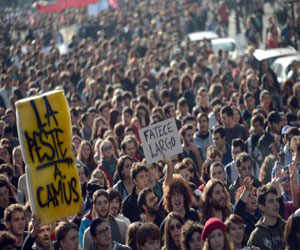 مصر اليوم - تظاهرات طلابية ضد التقشف في إيطاليا