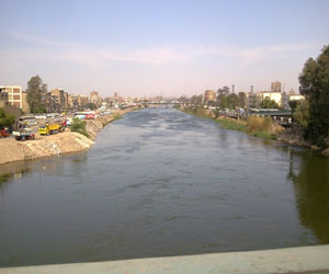 مصر اليوم - الإسماعيلية تدرس تطهير قاع الترعة وتطوير المزلقانات