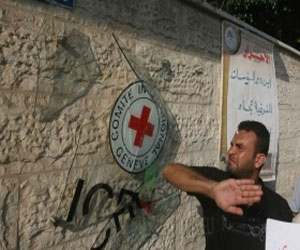   مصر اليوم - الصليب الأحمر يدعو إلى إنهاء معاناة الأسرى المضربين عن الطعام