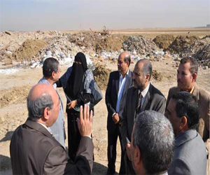   مصر اليوم - محافظ السويس يقوم بجولة تفقدية للمواقع الخدمية