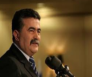 مصر اليوم - عمير بيرتس يترك حزب العمل وينضم لتسيفي ليفني