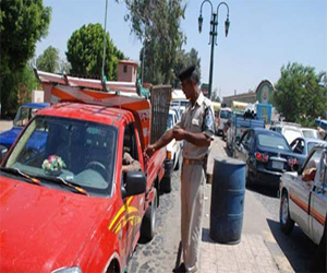   مصر اليوم - أسيوط: حملات مرورية للكشف عن السائقين متعاطي المخدرات