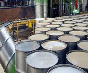 مصر اليوم - توقعات بإنخفاض سعر النفط فى 2013 لكن إنهيارها مستبعد