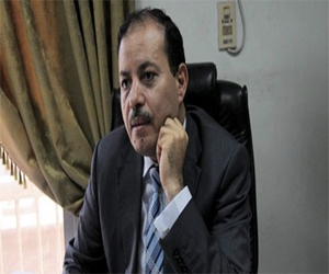   مصر اليوم - وزير الإعلام يرفض الظهور في الصورة الكاملة