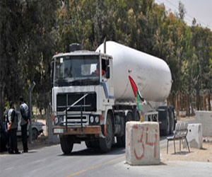 مصر اليوم - الأمن يحبط محاولة تهريب 850 لتر من السولار المدعم إلى سيناء