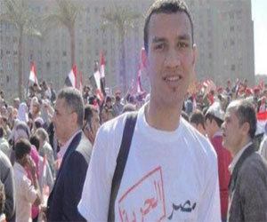   مصر اليوم - إطلاق الصحافي محمد صبري والمحكمة العسكرية تؤجل محاكمته إلى 15 الجاري