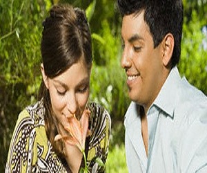 مصر اليوم - دراسة: إخلاص الرجل لزوجته يظهر في تسريحة شعره