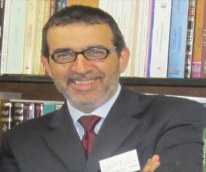 مصر اليوم - شكري فشير يصدر رواية باب الخروج عن دار الشروق