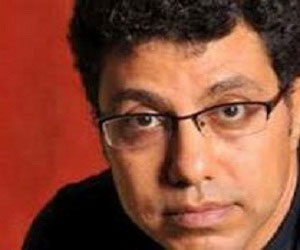 مصر اليوم - أيمن لطفي يفوز بجائزة بين هول في بينالي الصين